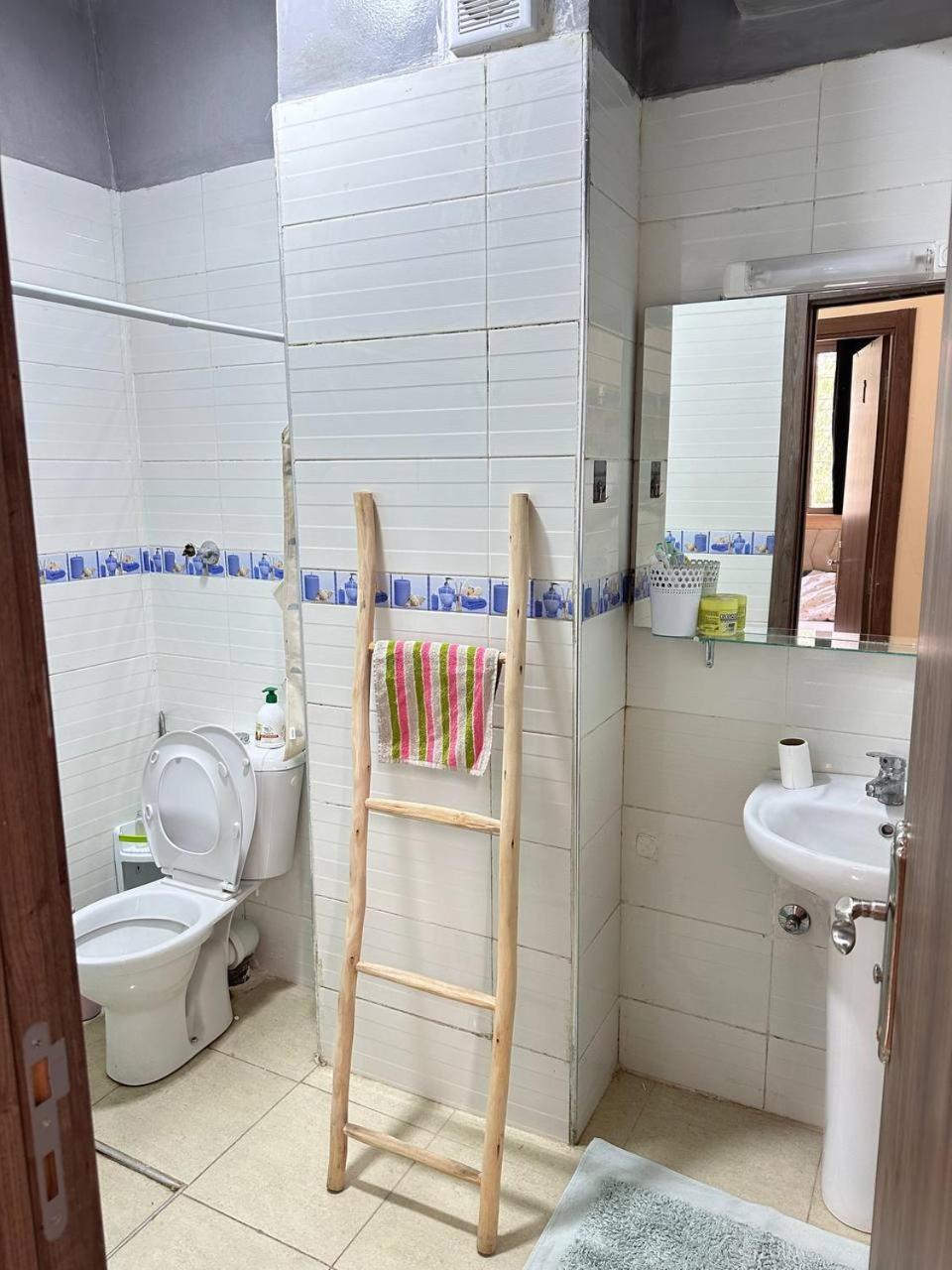 Charmante Chambre Parentale Proche A L'Aeroport Marrakesh Bagian luar foto